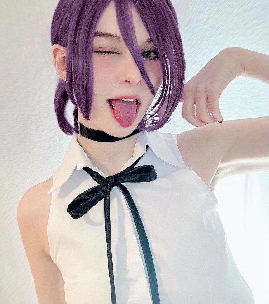 Yuli desnuda #108045570