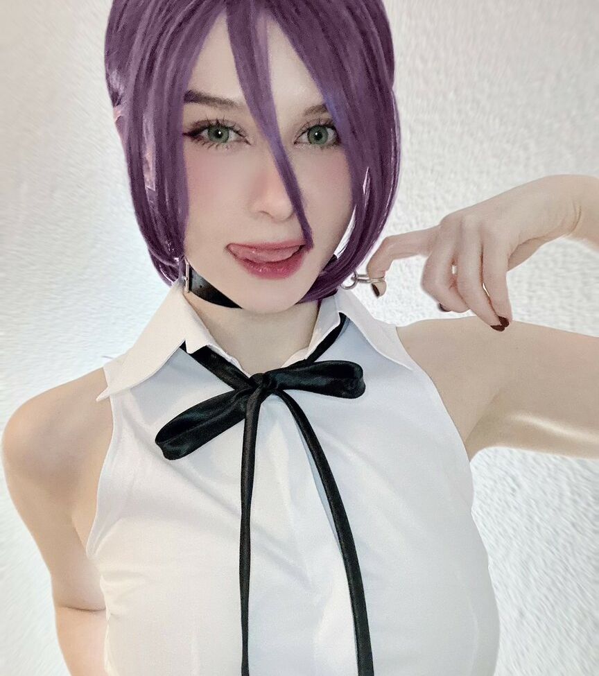 Yuli desnuda #108045572