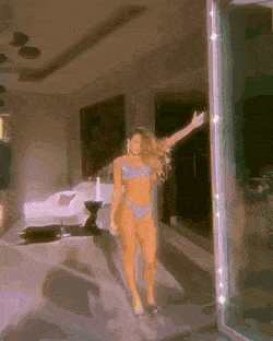 Dea sommer ray gifs
 #97575446