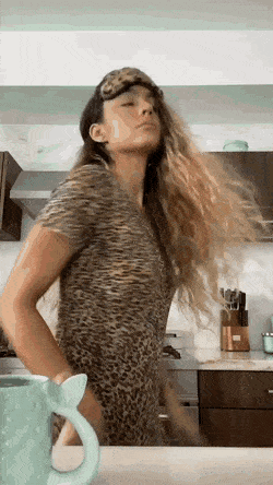 Dea sommer ray gifs
 #97575452