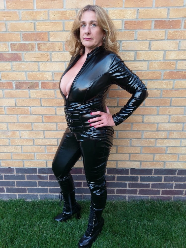 Latex caoutchouc milf granny september issue
 #79945331