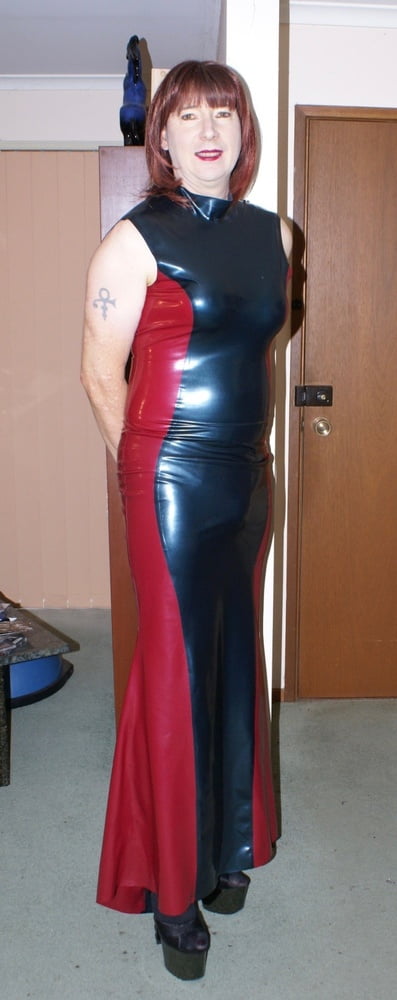 Latex caoutchouc milf granny september issue
 #79945722
