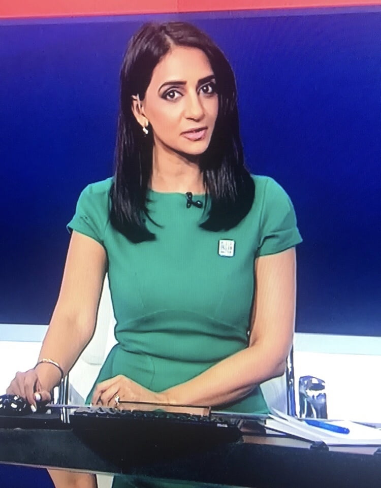Wanking Hard For Bela Shah In Green Tight Dress (Sky Sports) #89316629
