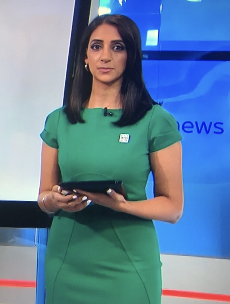 Wichsen hart für bela shah in grünem engen Kleid (sky sports)
 #89316653