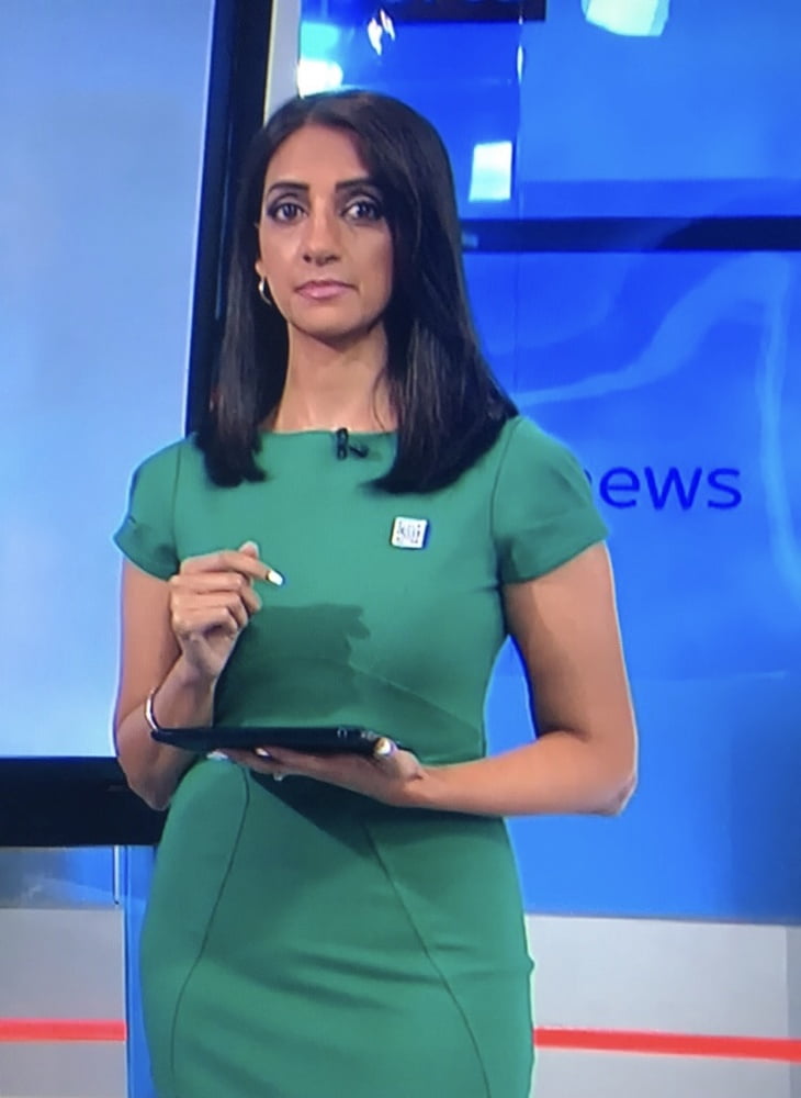 Wanking Hard For Bela Shah In Green Tight Dress (Sky Sports) #89316670