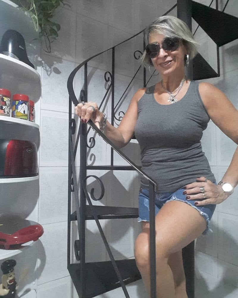 Milf fitness molto caldo
 #89615763