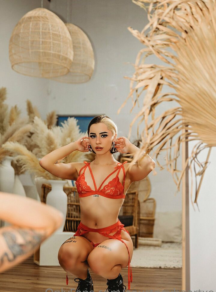 Courtneyheartxo nackt #108355819