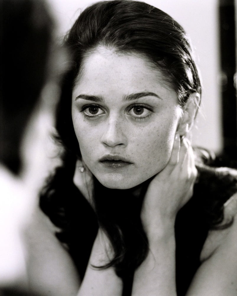 Robin Tunney #90756707