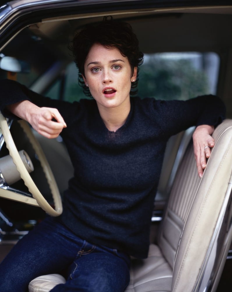 Robin tunney
 #90756845