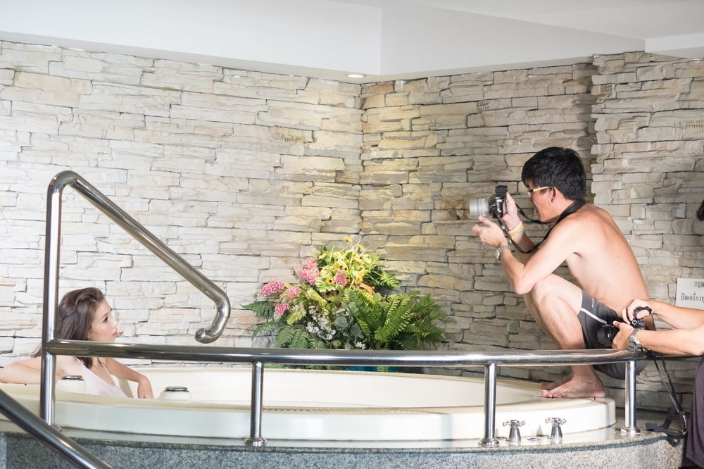 Chicas con cámara
 #94086464