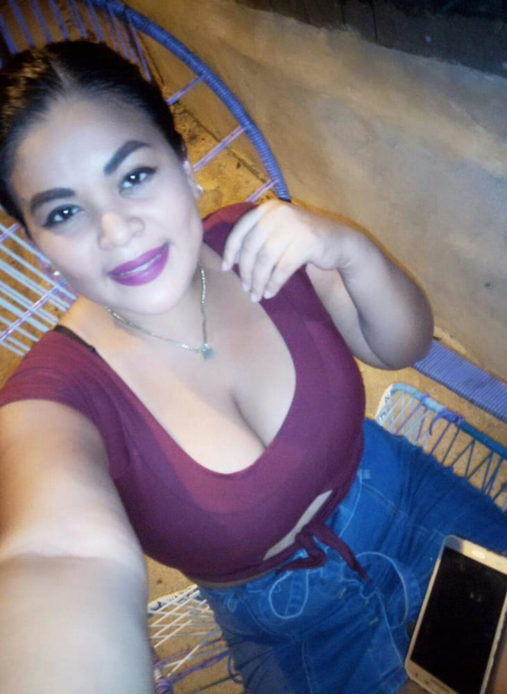 Buchonas bigg breast
 #97179818