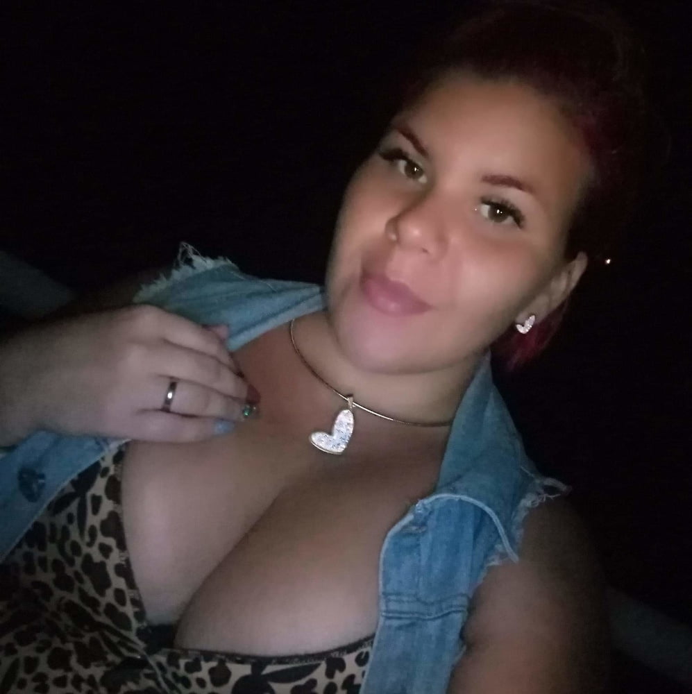 Buchonas bigg breast
 #97179843