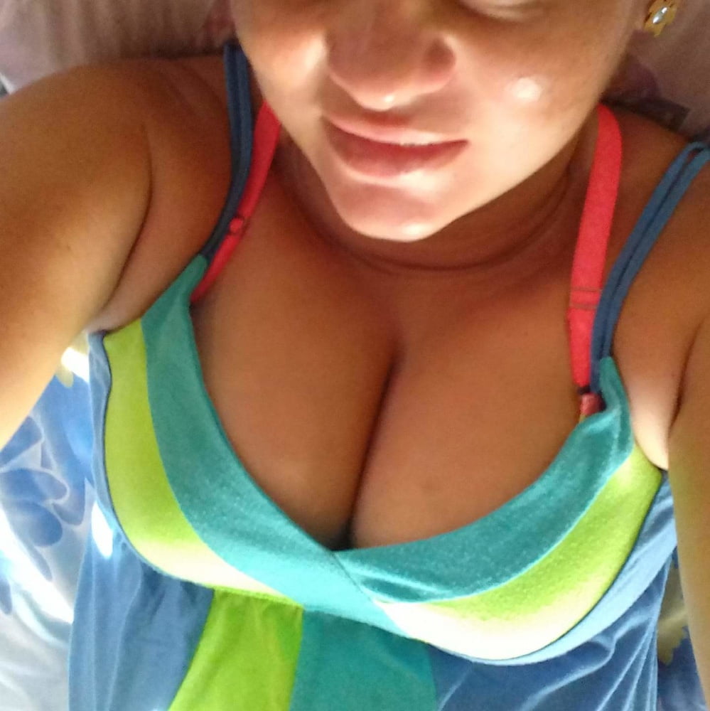 Buchonas bigg breast
 #97179847