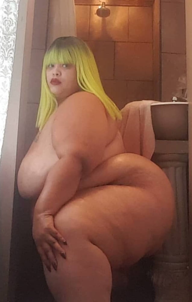 Ssbbw huge ass something we all can stand back
 #102468593