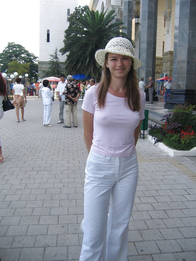 Les tetons qui pointent
 #105038707