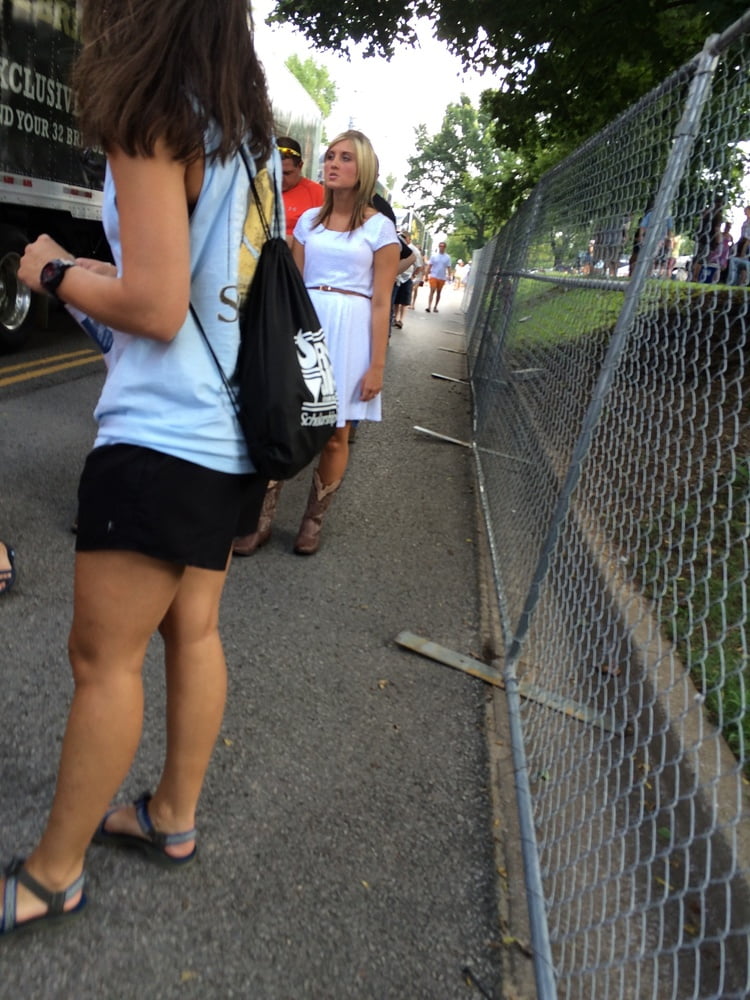 Creepin #90307384