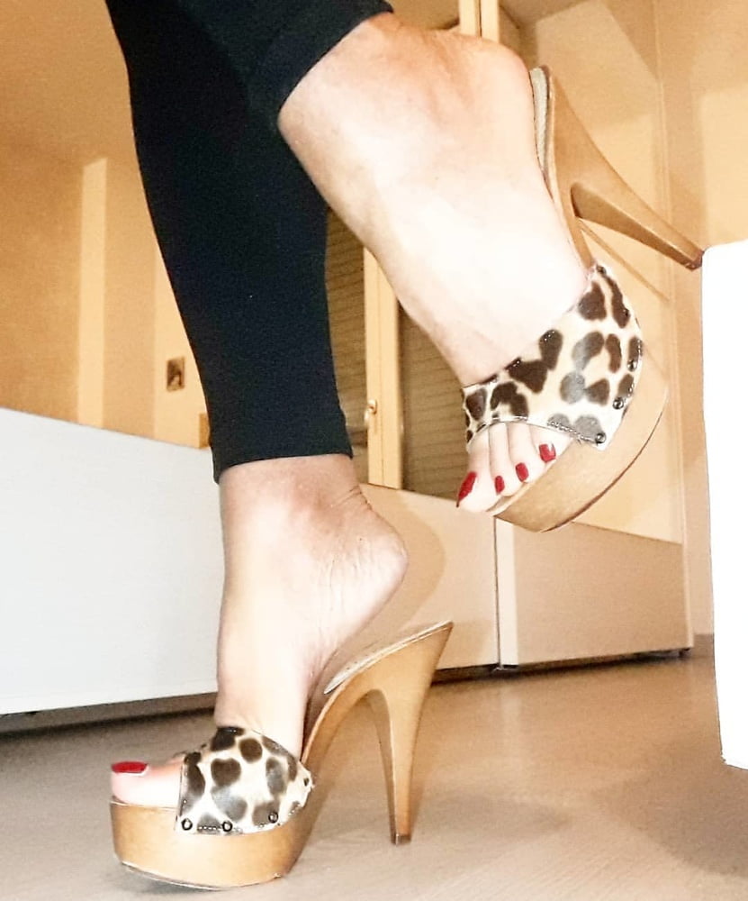 Piedi da sborra 17 #80386888