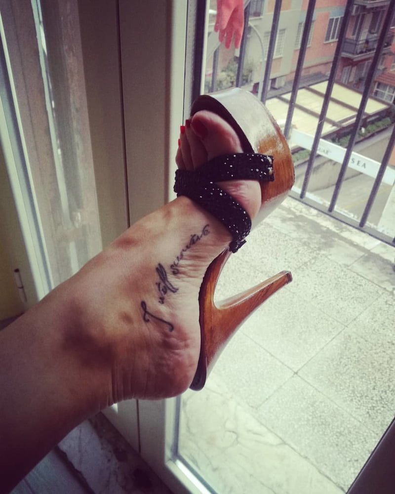 Piedi da sborra 17 #80386982