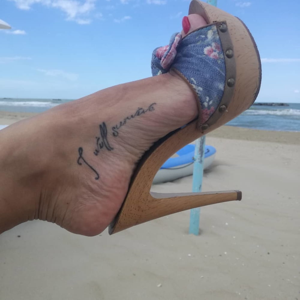 Piedi da sborra 17 #80386984