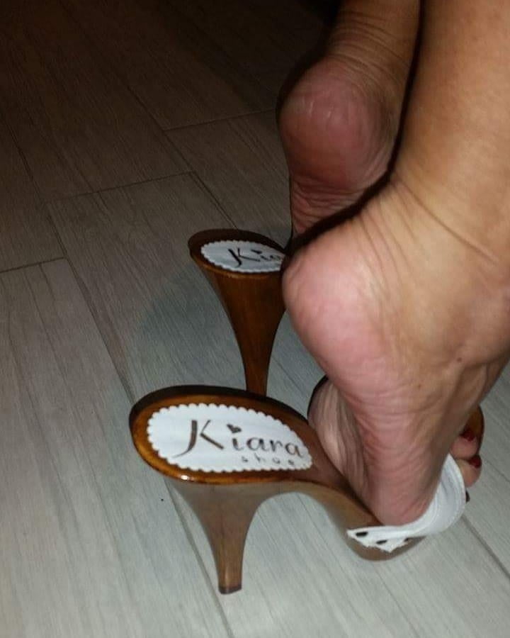 Piedi da sborra 17 #80387024