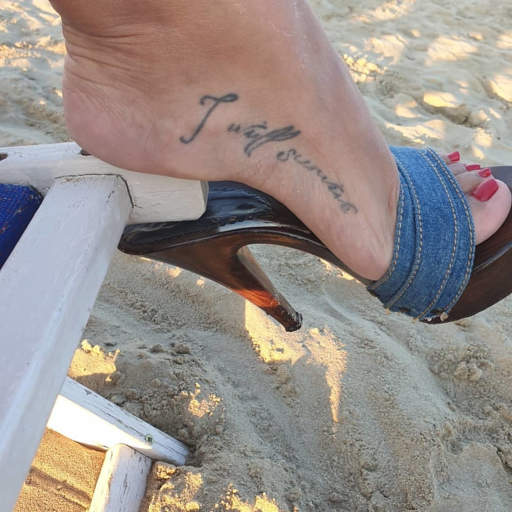Piedi da sborra 17 #80387031