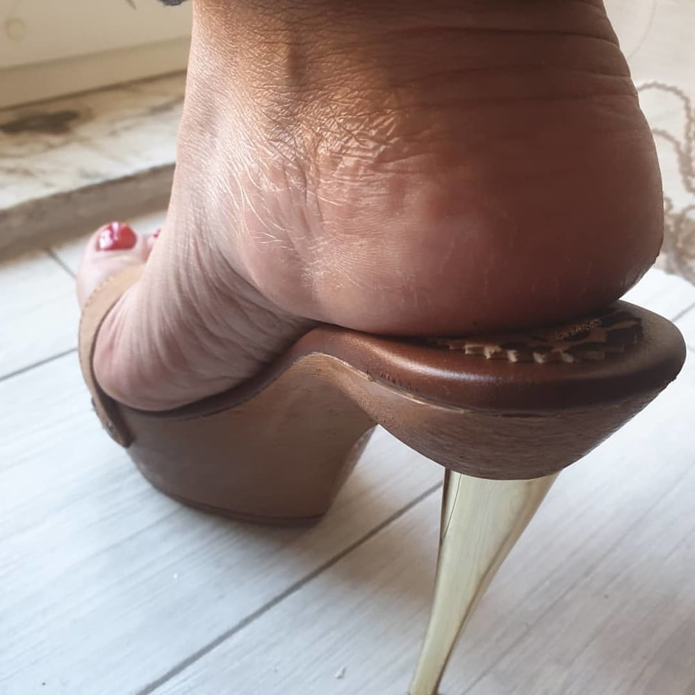 Piedi da sborra 17 #80387075