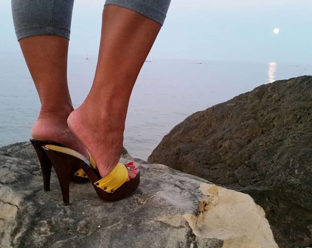 Piedi da sborra 17 #80387132