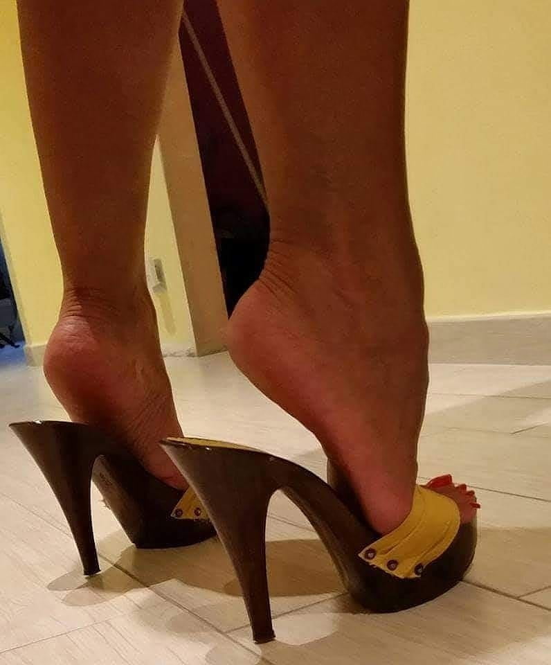 Piedi da sborra 17 #80387133