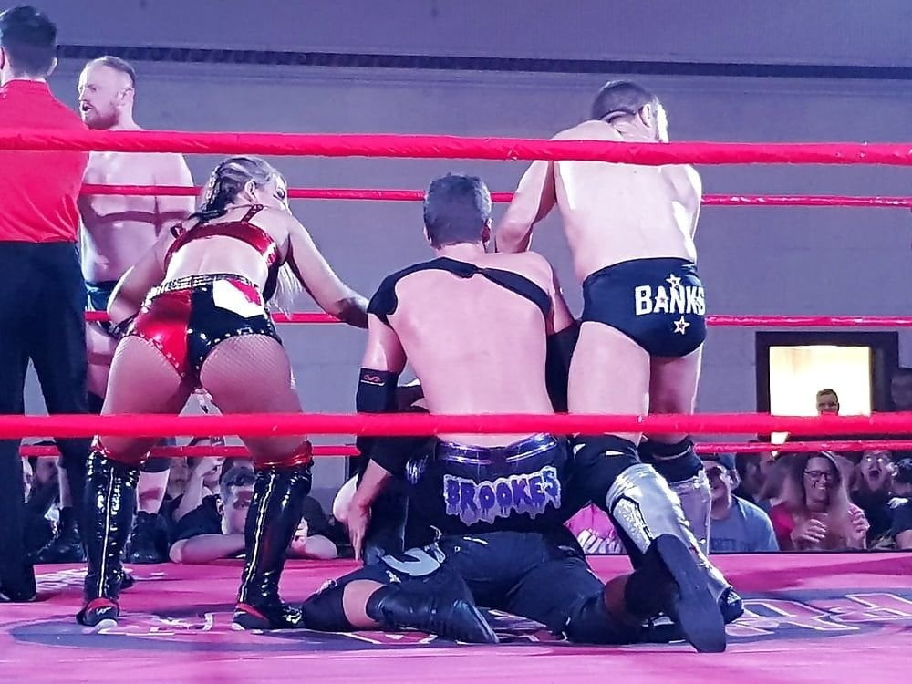 Toni storm wrestling babe mega collezione
 #100300054