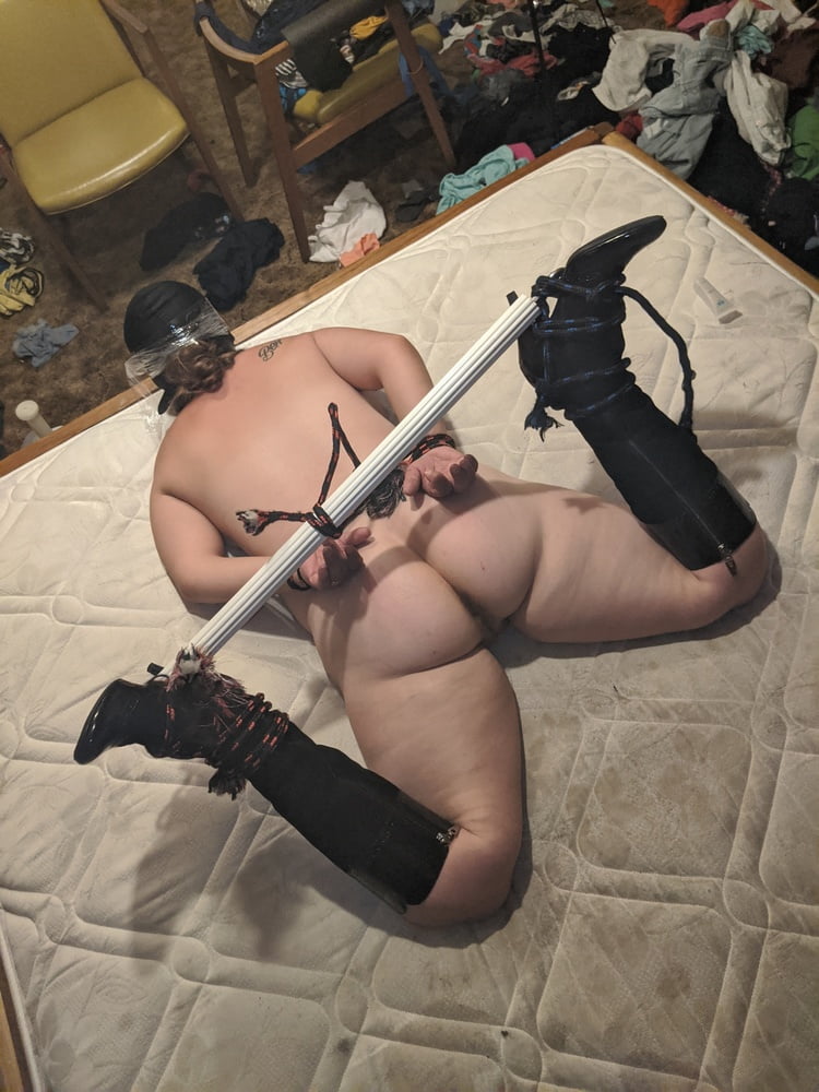 Milf on display #90270939