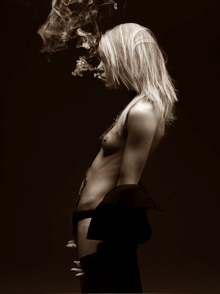 Janas secretamente excitado 3013
 #81086613