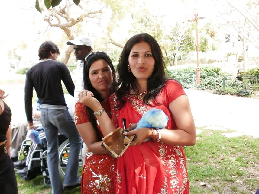 姉と一緒のホットセクシーなインド人デシのミルフィーユのおっぱい (108)
 #96944571