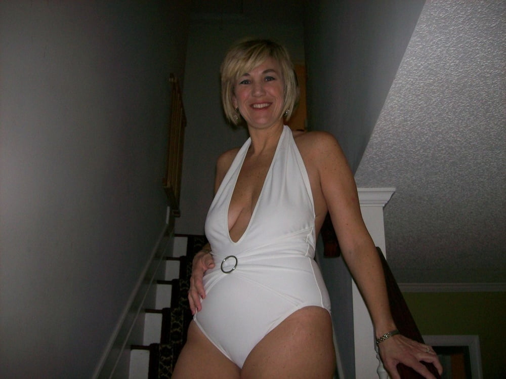 Very Sexy Mature #102678544
