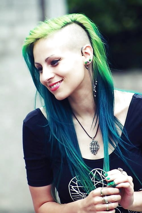 Random Stuff That I Find Hot - The Sidecut 3 #81822933