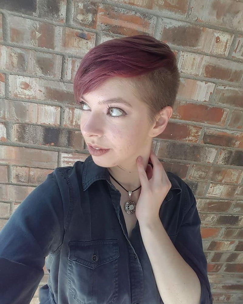 Random Stuff That I Find Hot - The Sidecut 3 #81822992