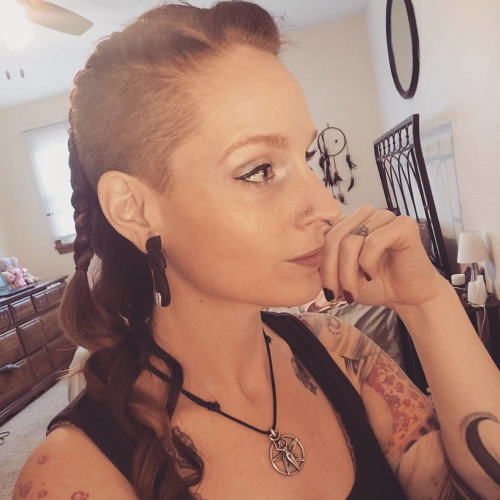 Random Stuff That I Find Hot - The Sidecut 3 #81823012