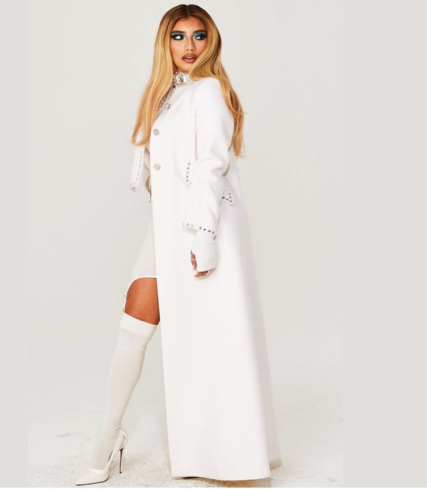 Kirstin maldonado
 #102835791