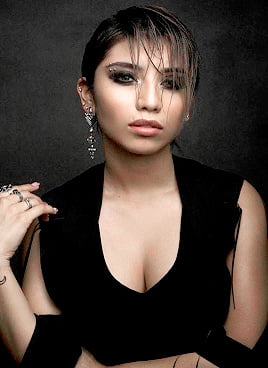 Kirstin maldonado
 #102835986