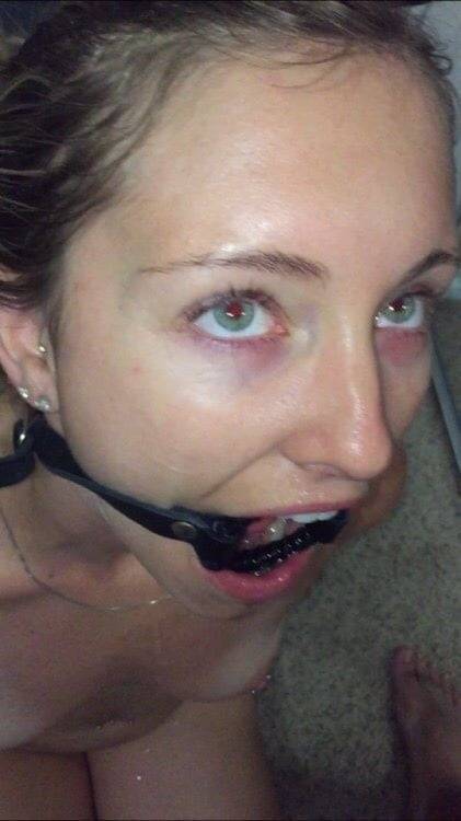 虐待された売春婦 #94207146