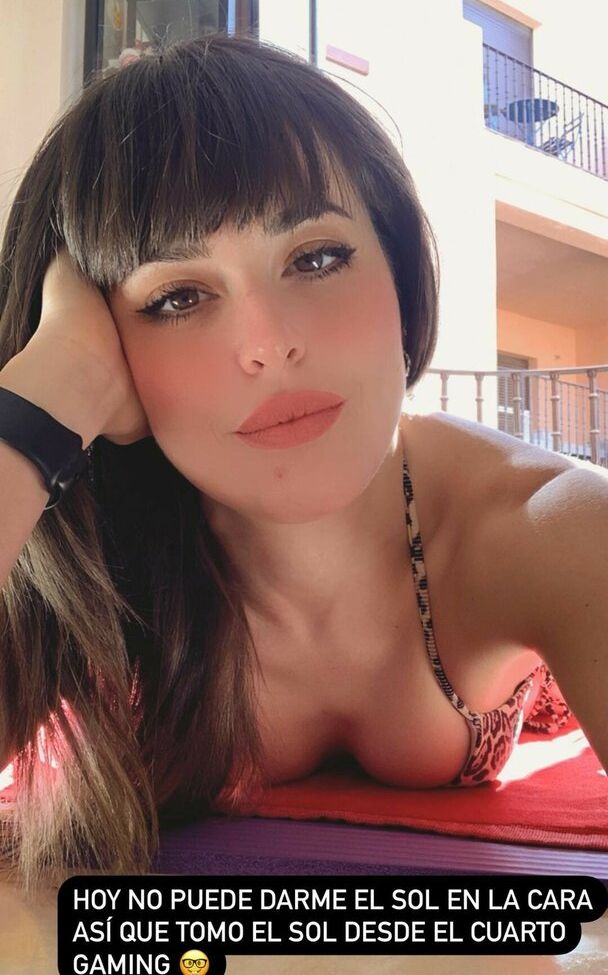 Pettans desnuda #108301116