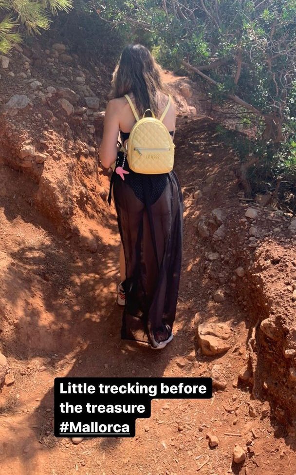 Pettans desnuda #108301159