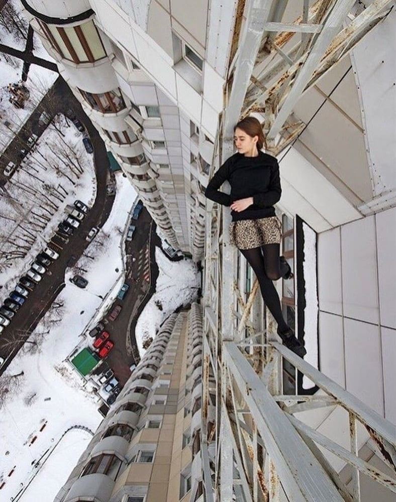 Do Not Look Down #104968122