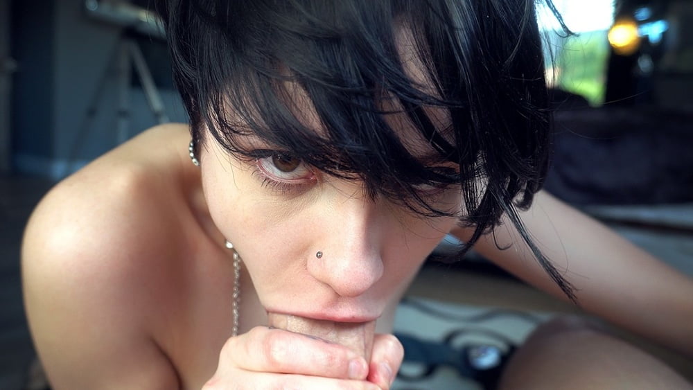 Variedad de mujeres 8
 #97858422