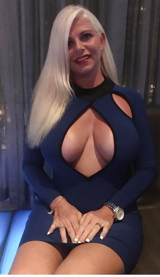 Esposas Milf - buenas tetas - vestido - 20
 #106078817