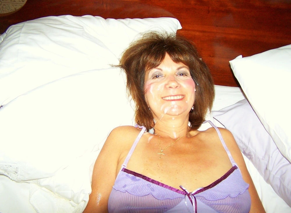 Hotwives 32 #80730259
