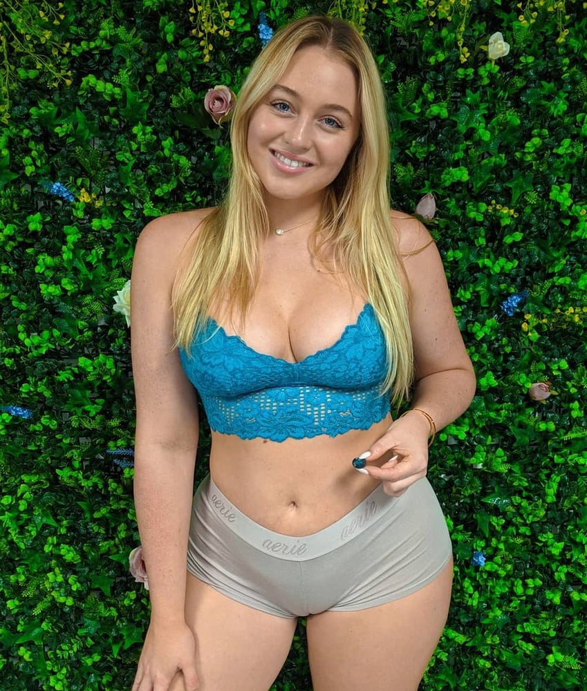 Iskra lawrence
 #106241548