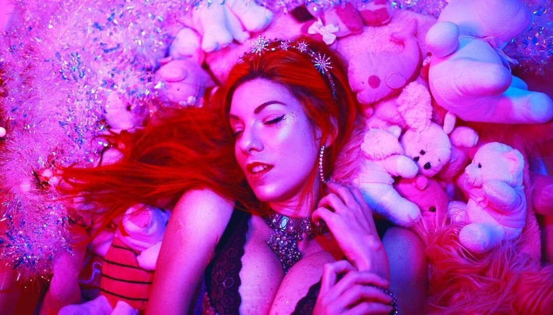 Mari Moon desnuda #109015085