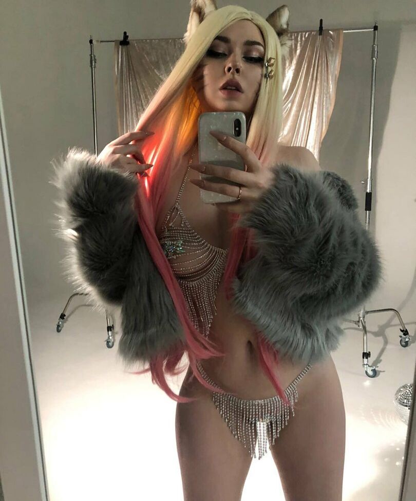 Hessakai desnuda #108366081