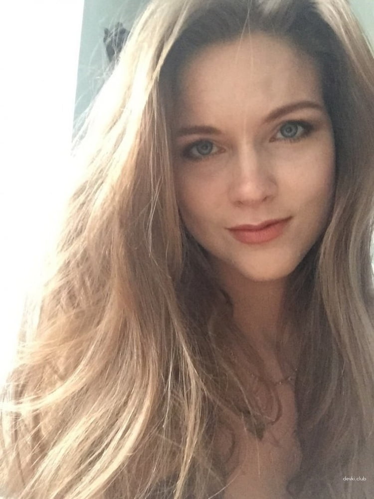 Studentka 16
 #81960976