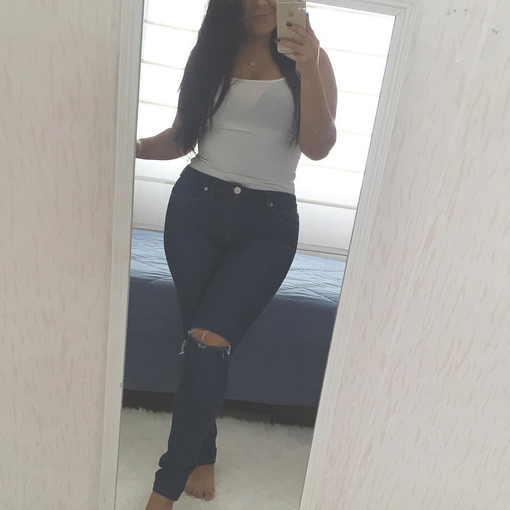 Vanessa, Peru (Vol.3) #104247111